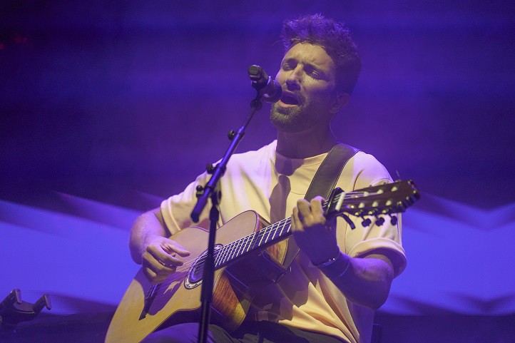 Pablo López y sus diez años en la música: una gira especial con la  «cercanía de los teatros»