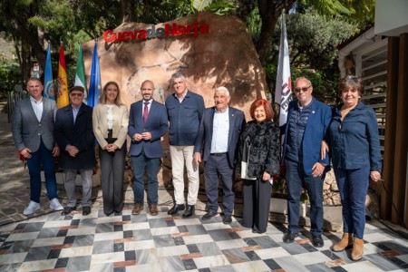 La Fundación Cueva de Nerja celebra su 66 aniversario con un agradecimiento a sus 5 descubridores